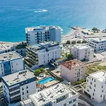 Seaside Split