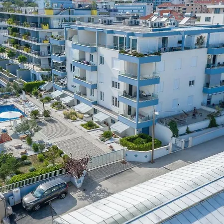 Apartment Seaside Split