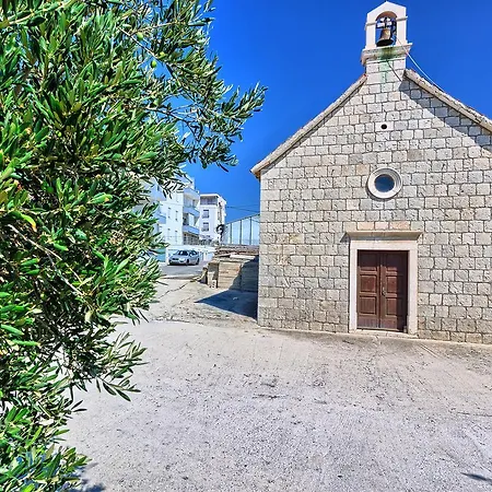 Seaside Apartments, Znjan *