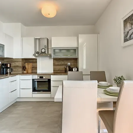 Lägenhet Seaside Apartments, Znjan Split
